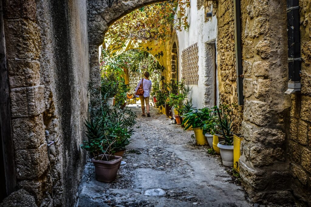 Solo Female Travel Tips